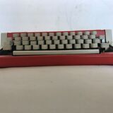 Typewriter, Olympia Traveller de Luxe