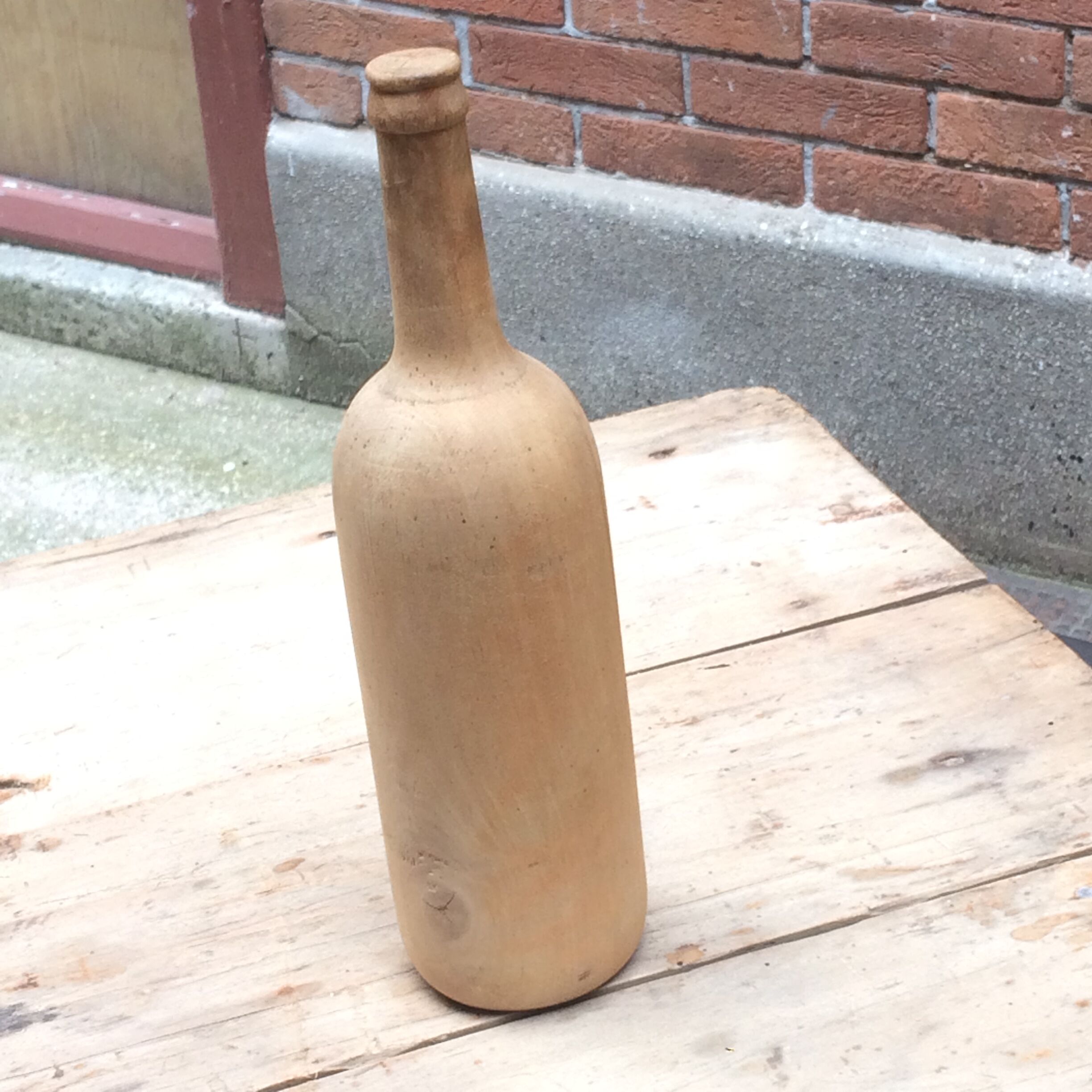 Wooden bottle shape