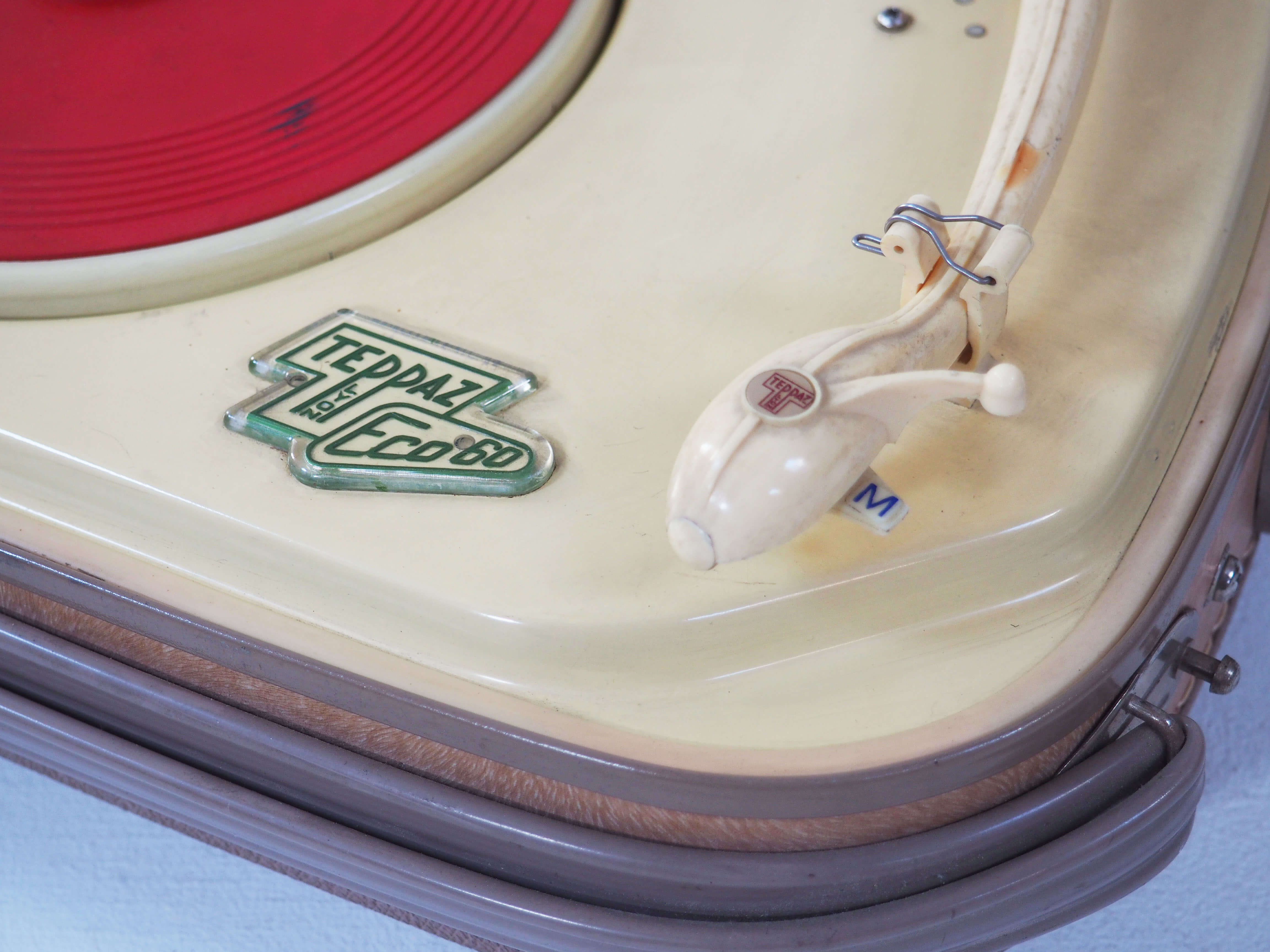 Tourne disque Teppaz eco 60