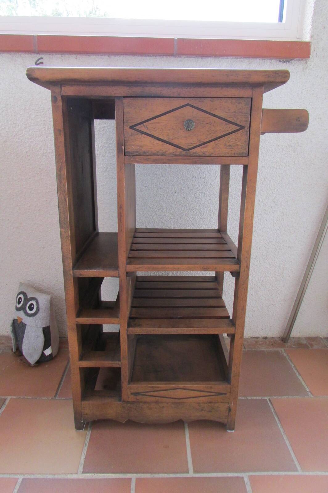 Kitchen storage unit, vegetable dish, solid wood