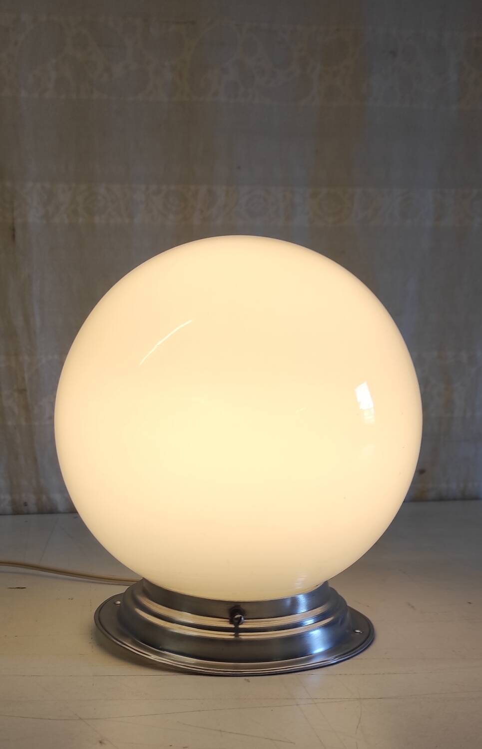 Art Deco ceiling light or wall light with opaline globe, diameter 20 cm.