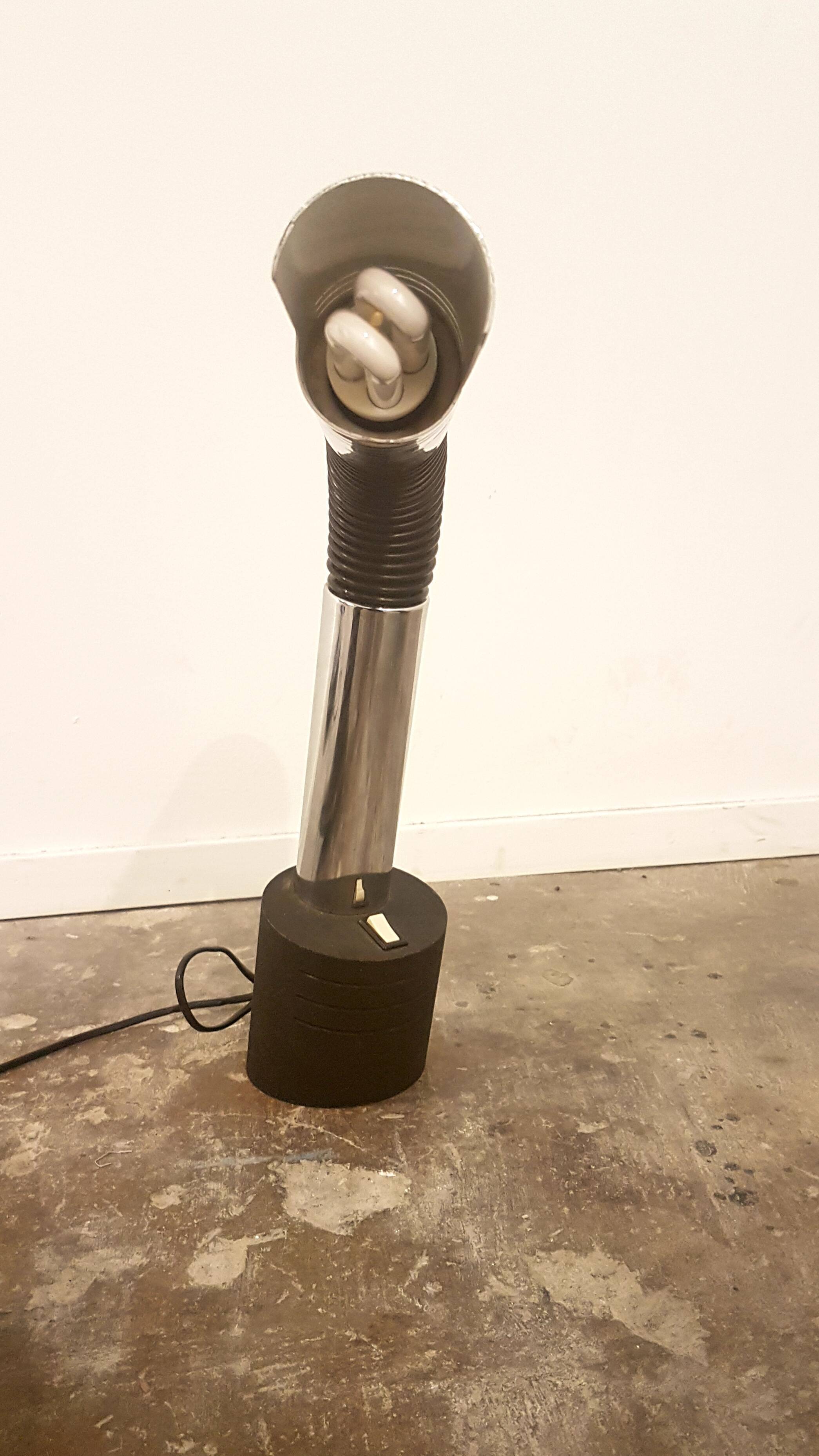 Vintage Italian Targetti Sankey 'Elbow' series Desk Lamp, Chrome and Flexible with metal foot, 1970s