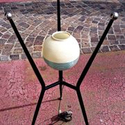 Lampe de plancher, tripode des années 50 60, design italien