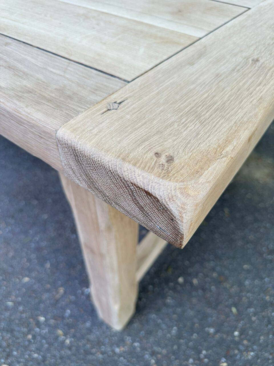 Renovated farmhouse dining table, extendable, made of solid oak, 200-280cm.