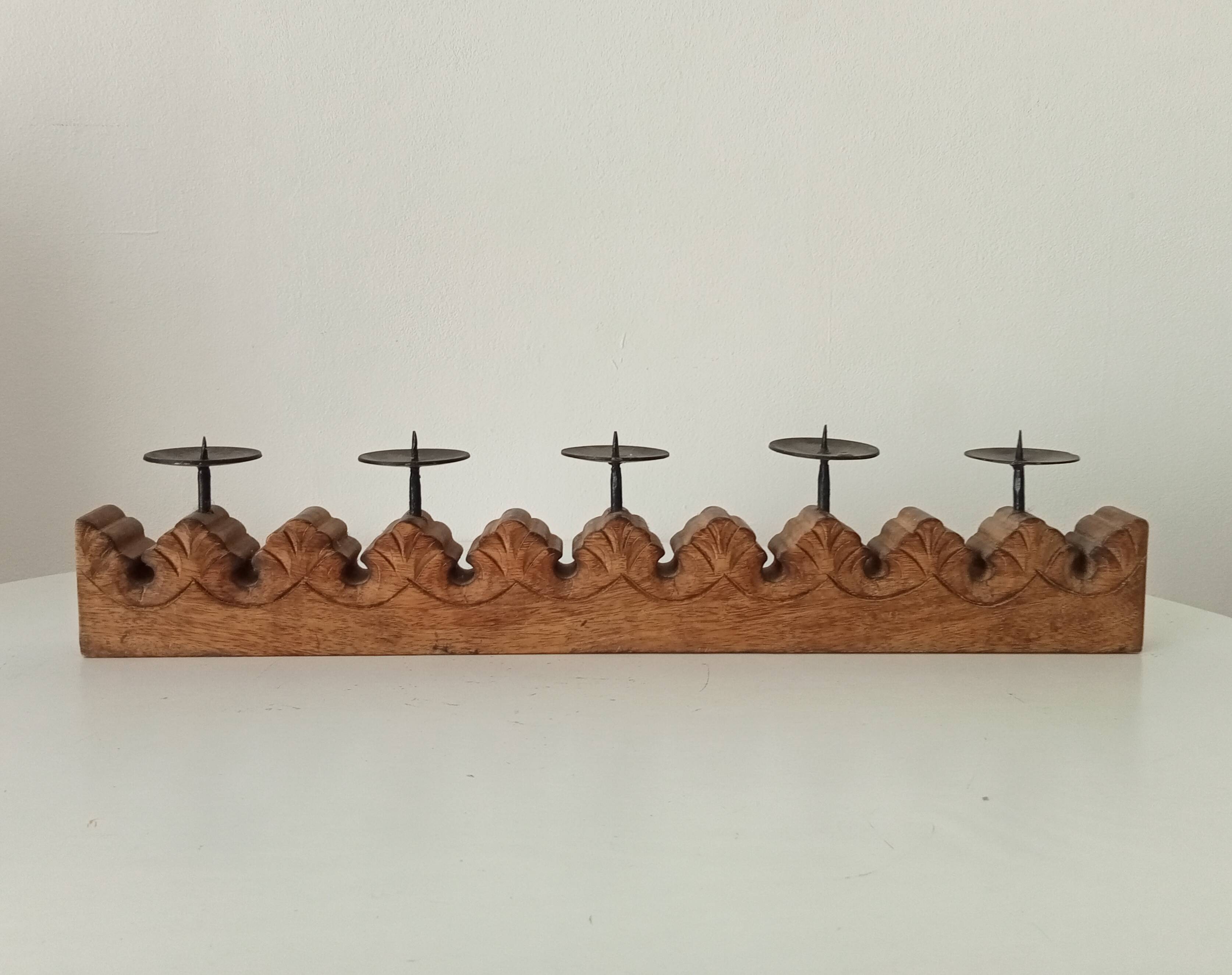 Vintage chandelier in solid oak and wrought iron.