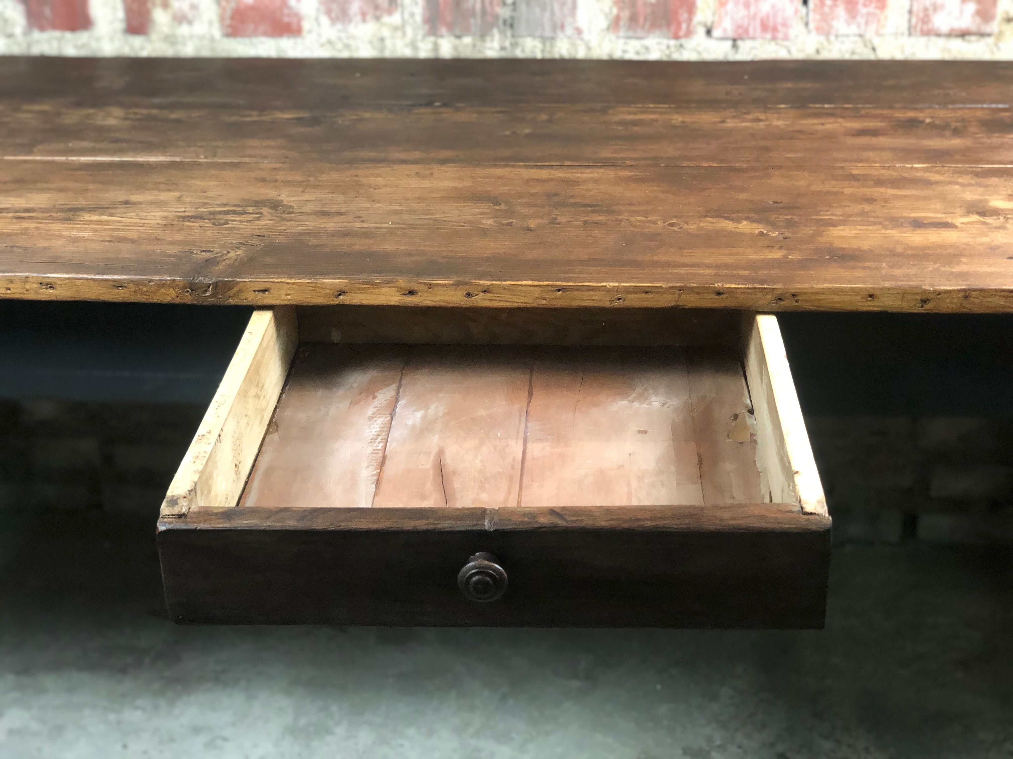Farm table in pitchpin and pine late XIX