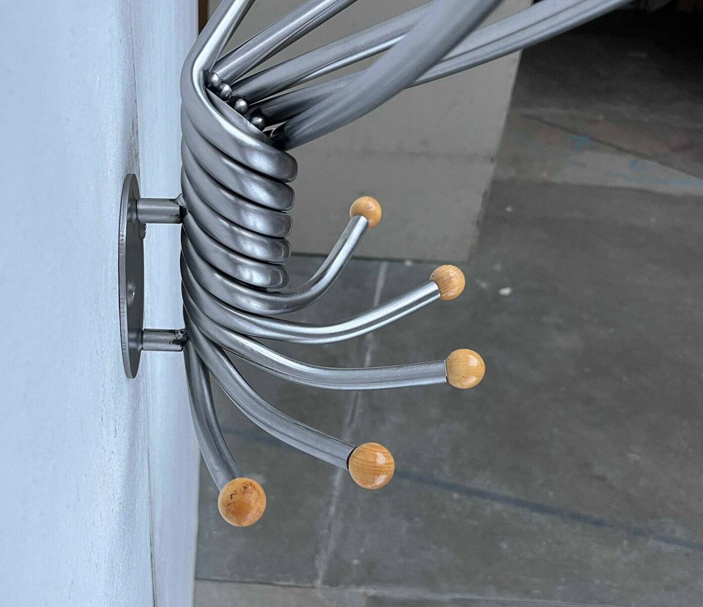 Postmodern Italian Wall Hook Octopus by J. De Pas, P. Lomazzi and D. D'Urbino for Zanotta, 1990s