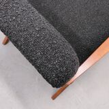 Mid-Century Easy Chair, Model B 310 Var, in Black Shield