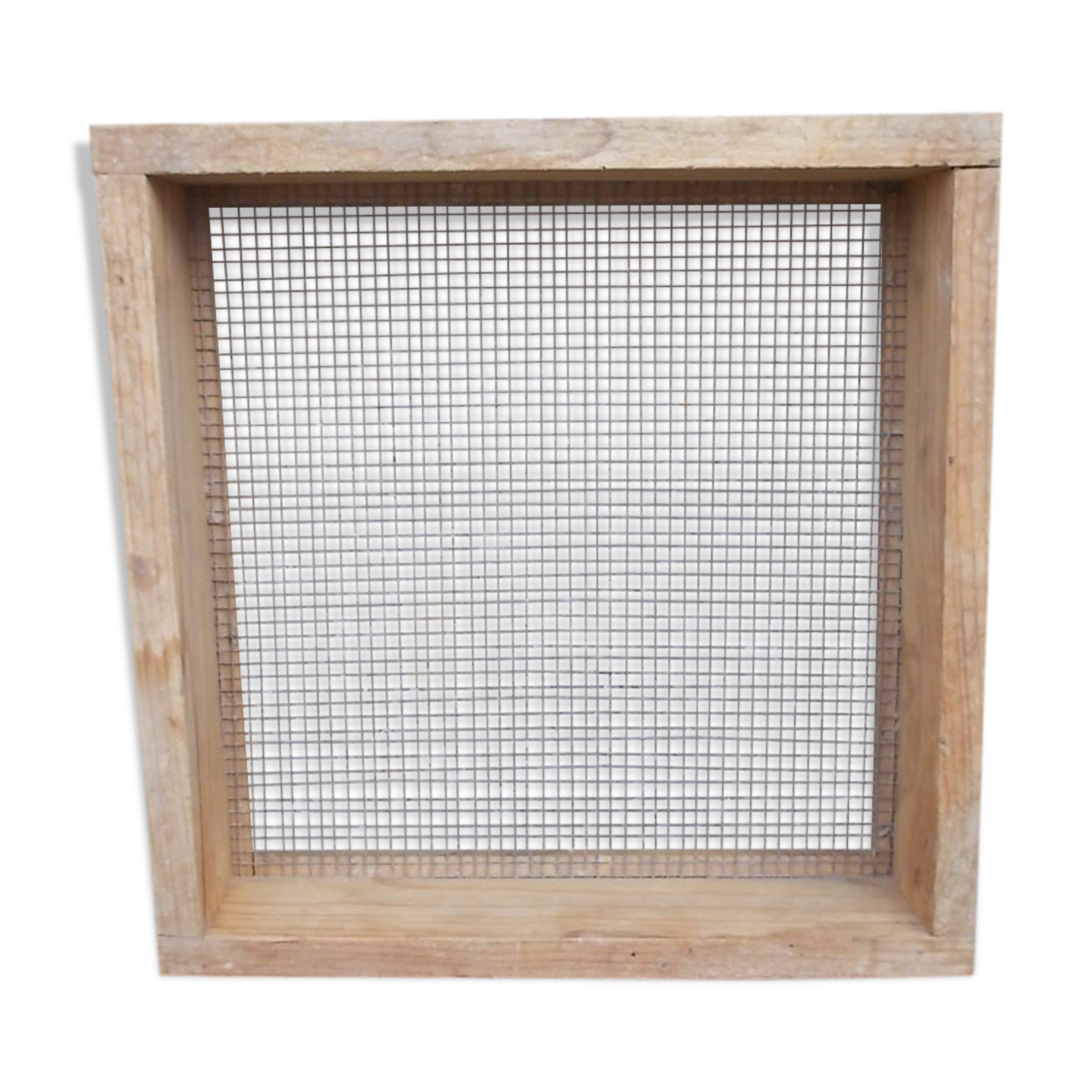 Square wooden sieve