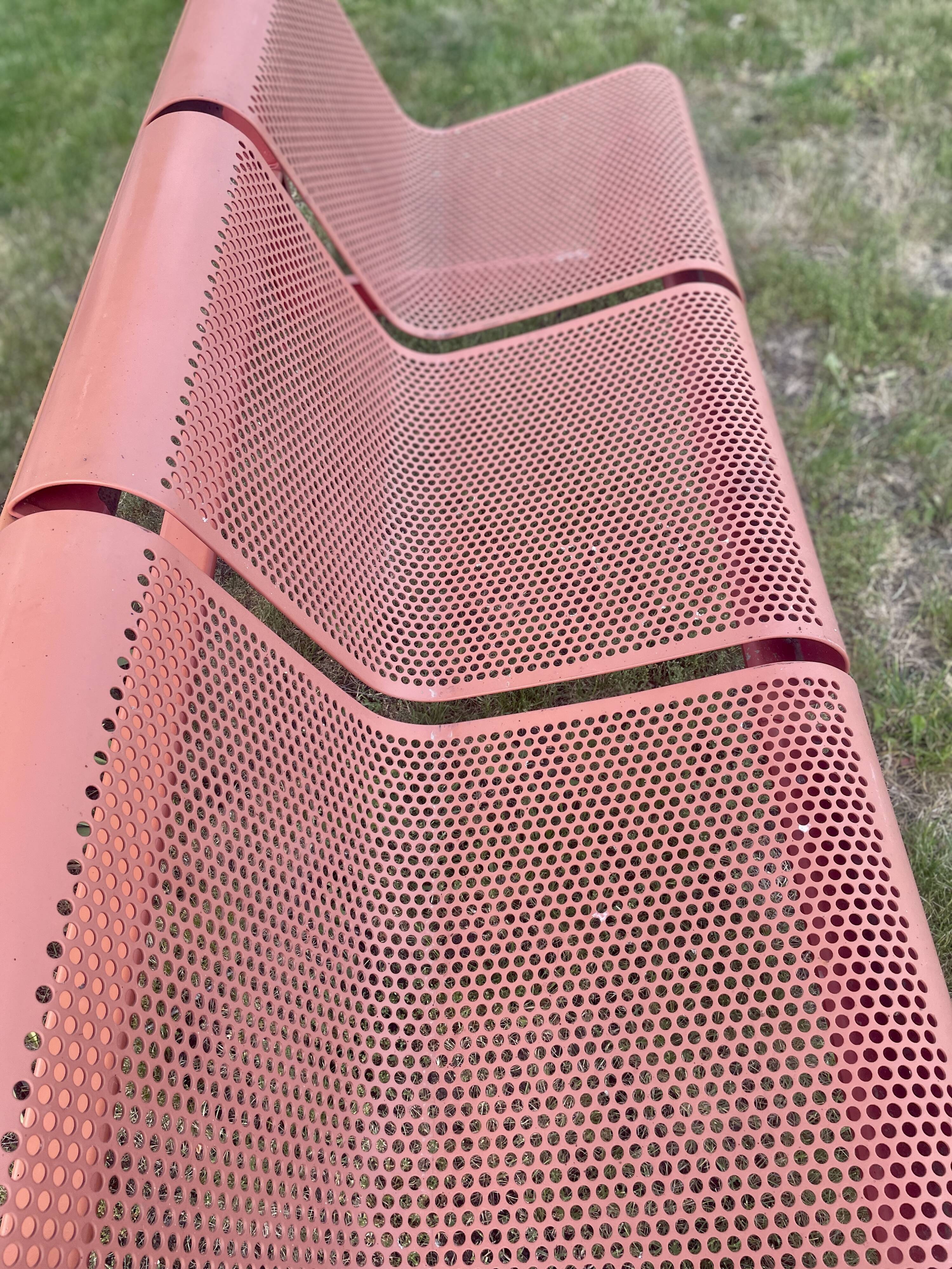 "Lagos" bench original by Artifort, designed by Nel Verschuuren, Netherlands.