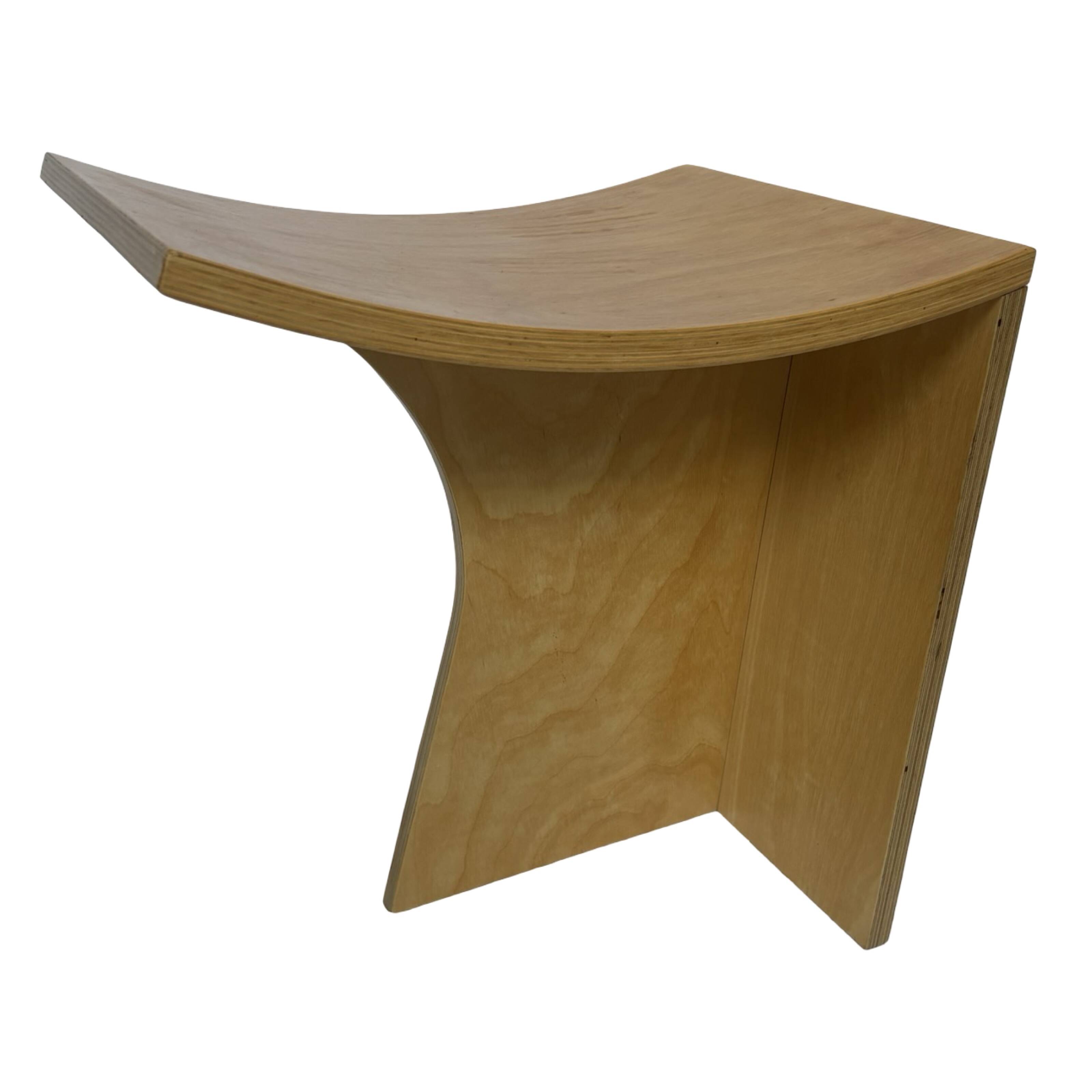 Vintage side table 80s curved plywood minimalist design