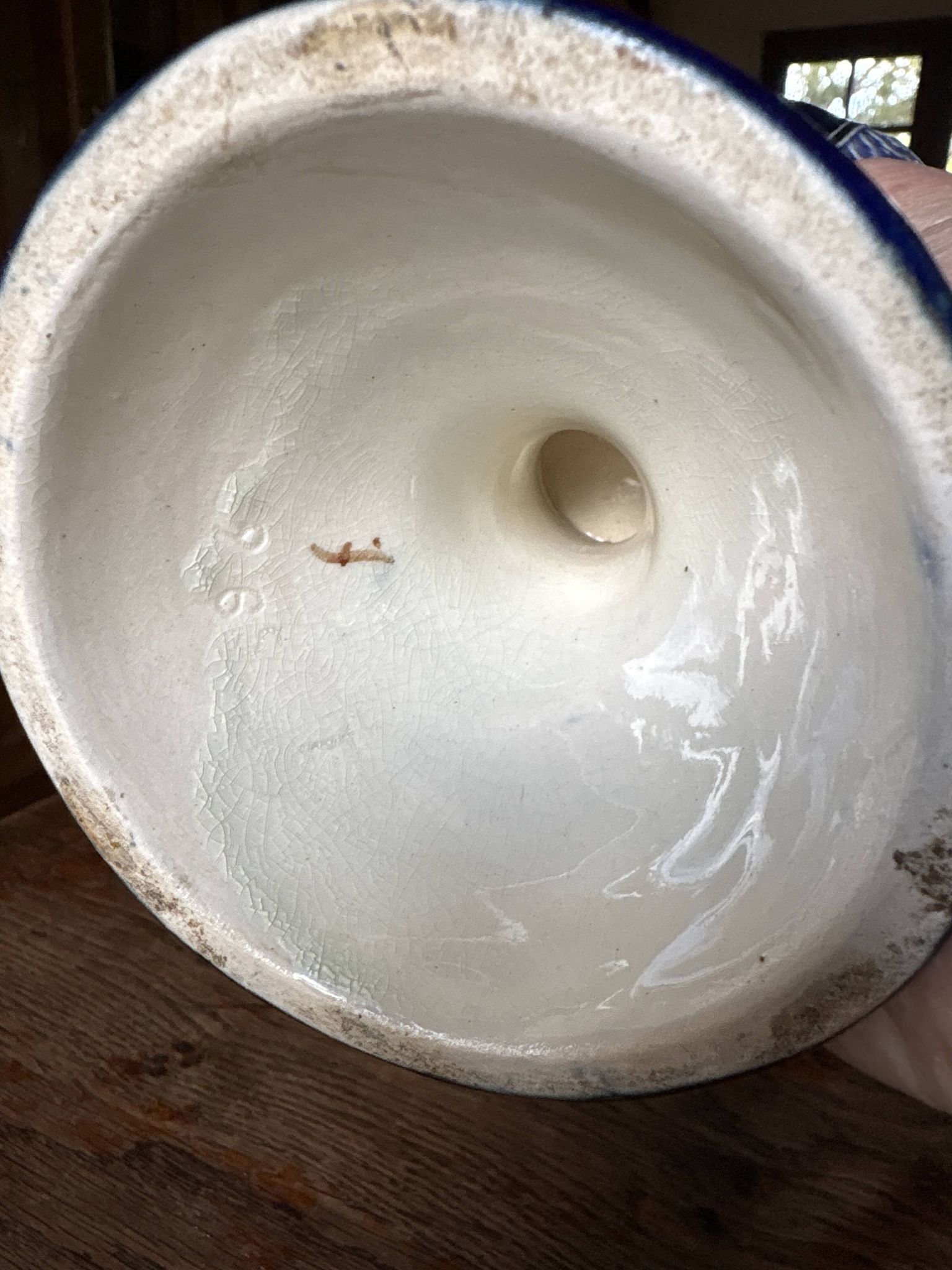 Vase amphore Art Nouveau en faïence émaillée (style barbotine)