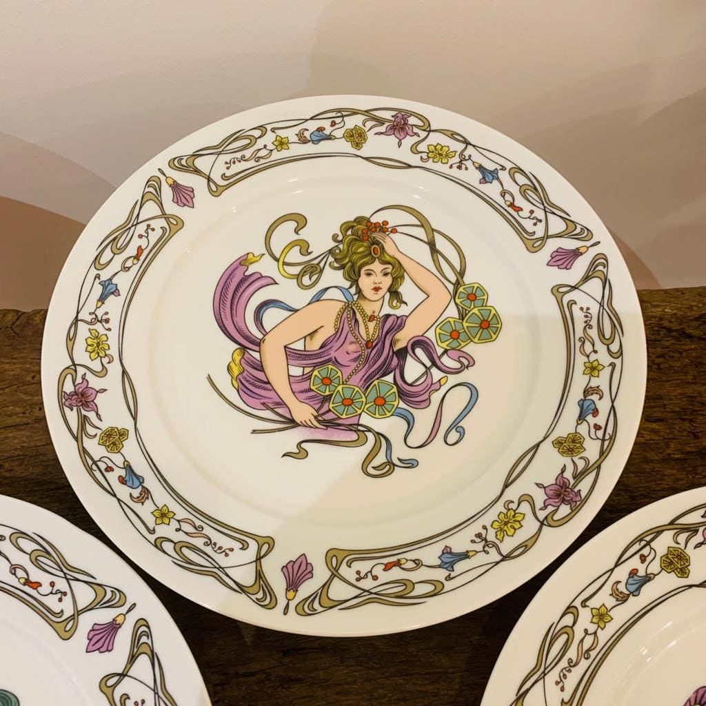 6 Limoges plates