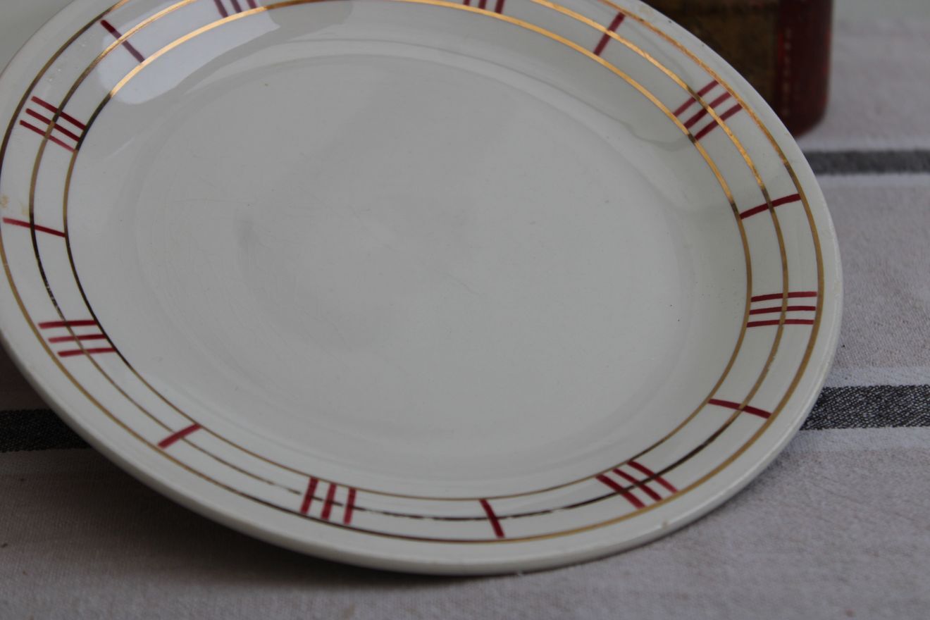 Set of 6 dessert plates