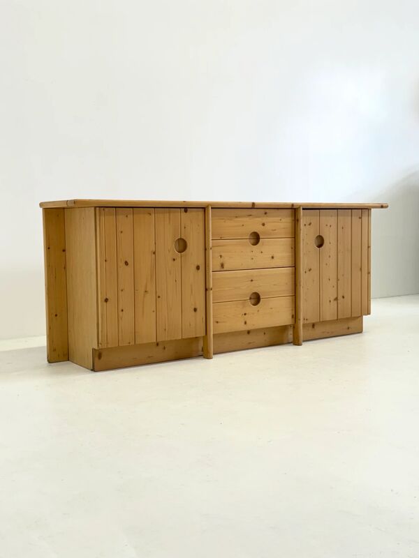 Buffet en pin par Charlotte Perriand pour Les Arcs