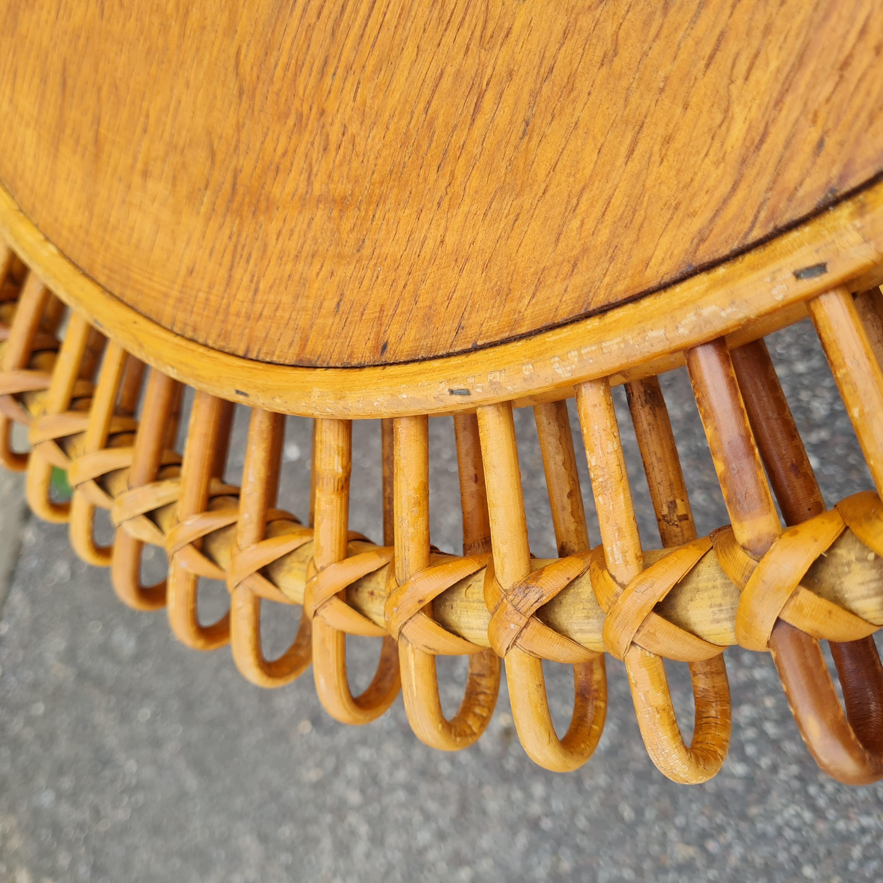 Table basse en rotin années 50
