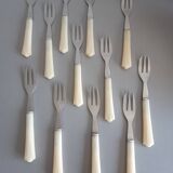 Ivory bakelite handle dessert forks. pack of 12