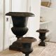 Lot de trois vases Médicis en fonte