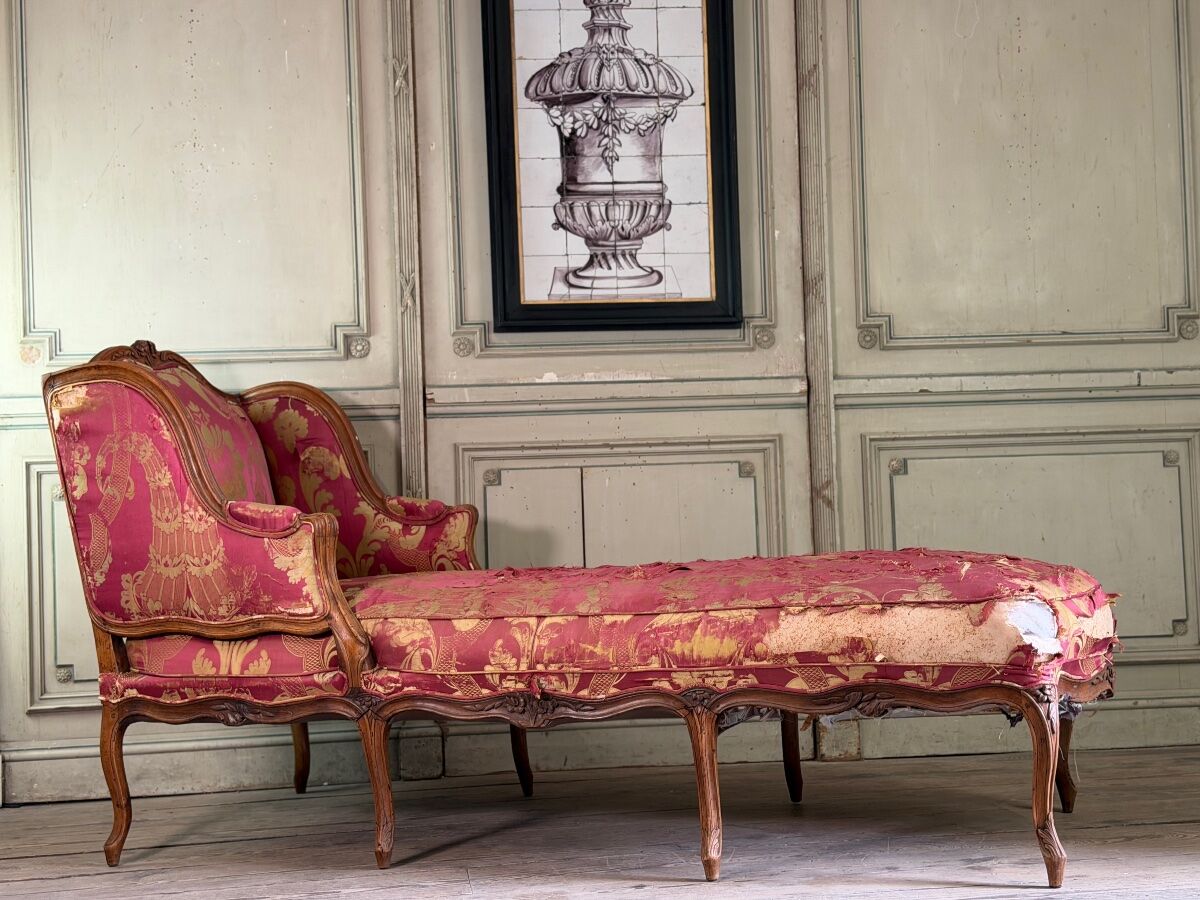 Louis XV meridian in carved wood, 18th century