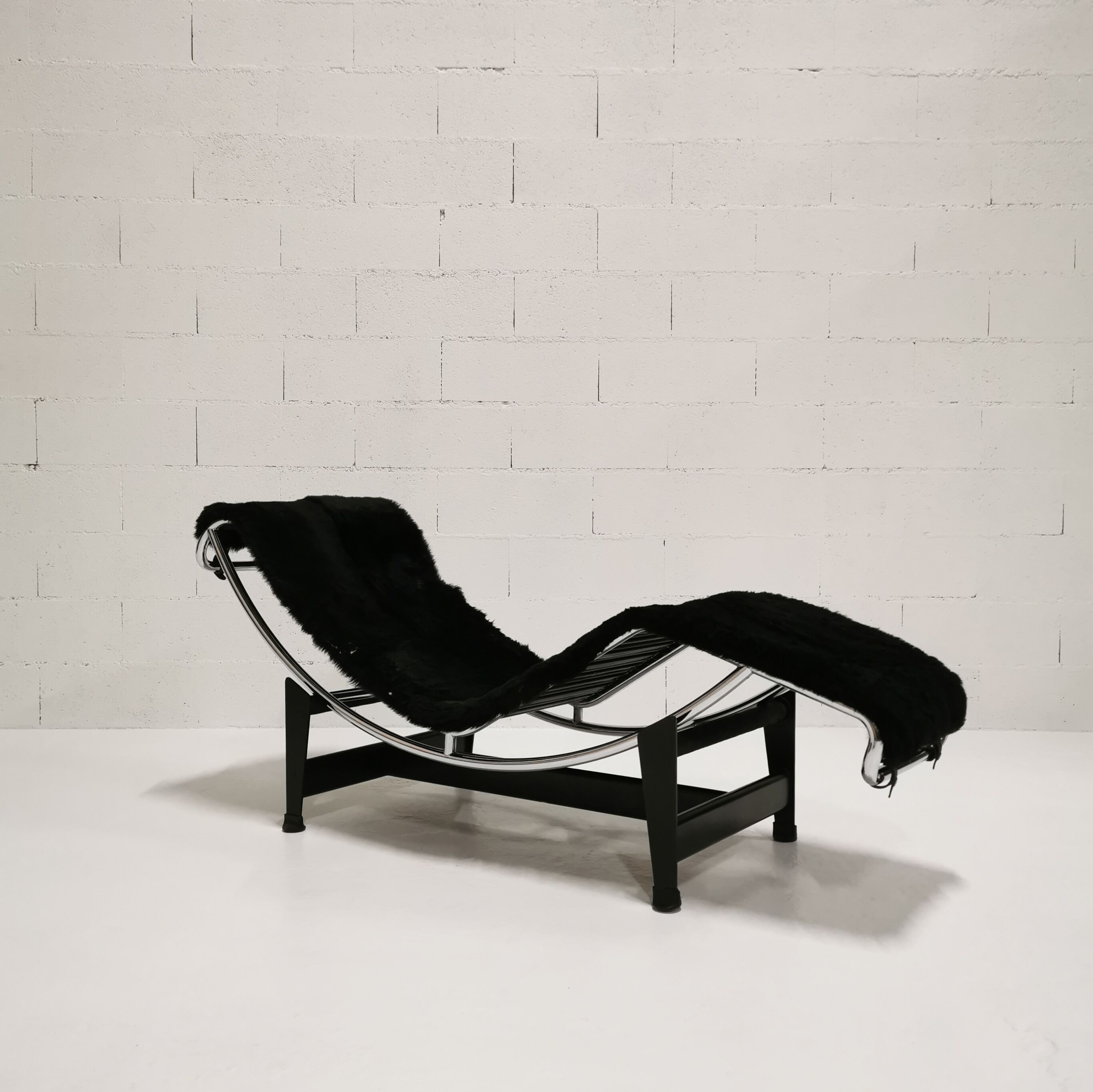 Chaise longue Cassina LC4, Perriand & Le Corbusier, 1965/70
