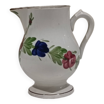 Niderviller ceramic pitcher