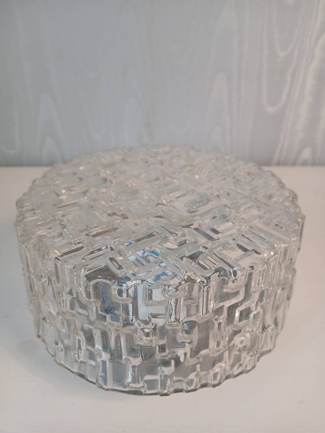 Vintage wall or ceiling light in molded glass - brutalist style - dia