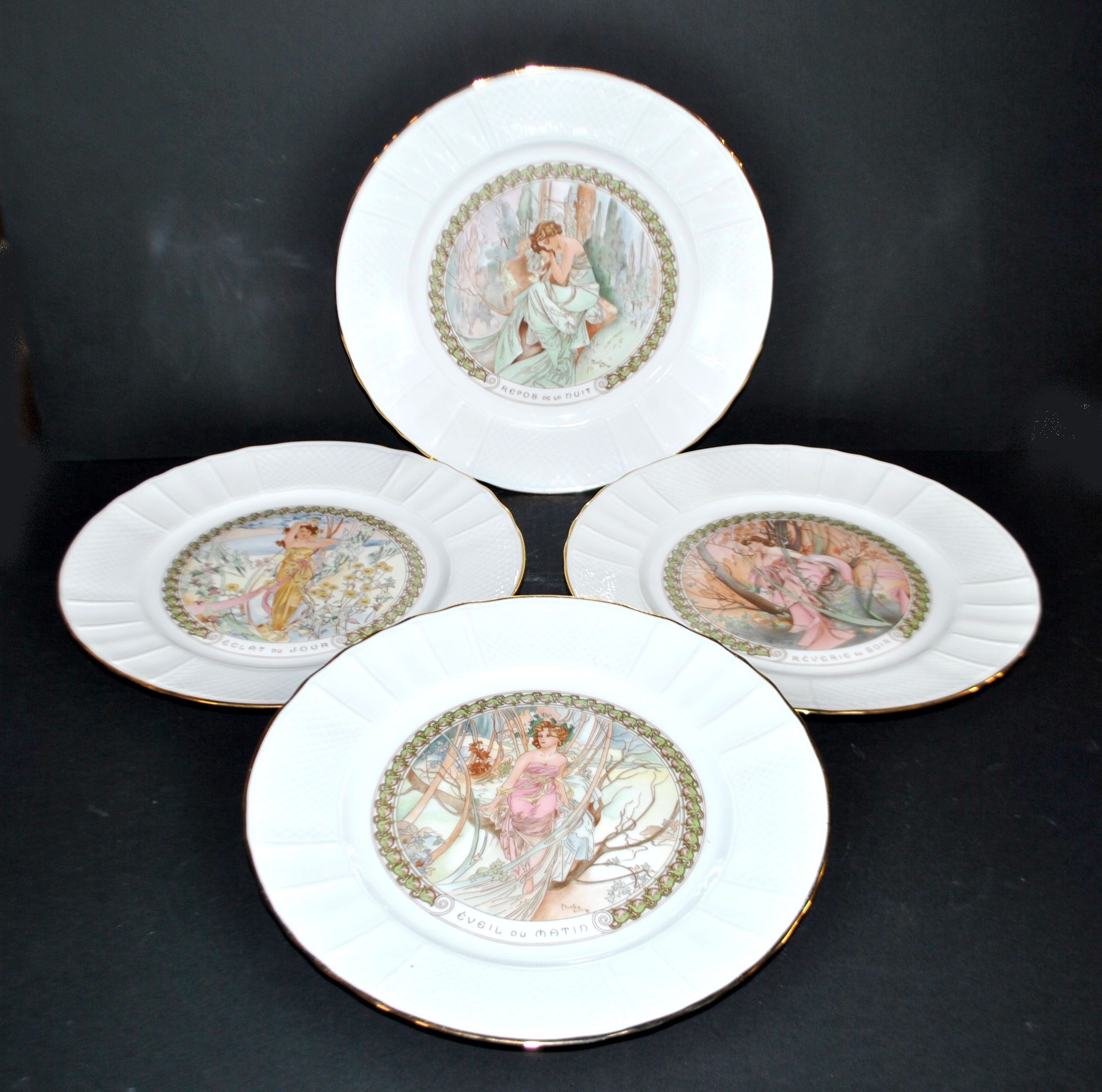Limoges lot assiettes en porcelaine collection Mucha les heures du jour femme art nouveau