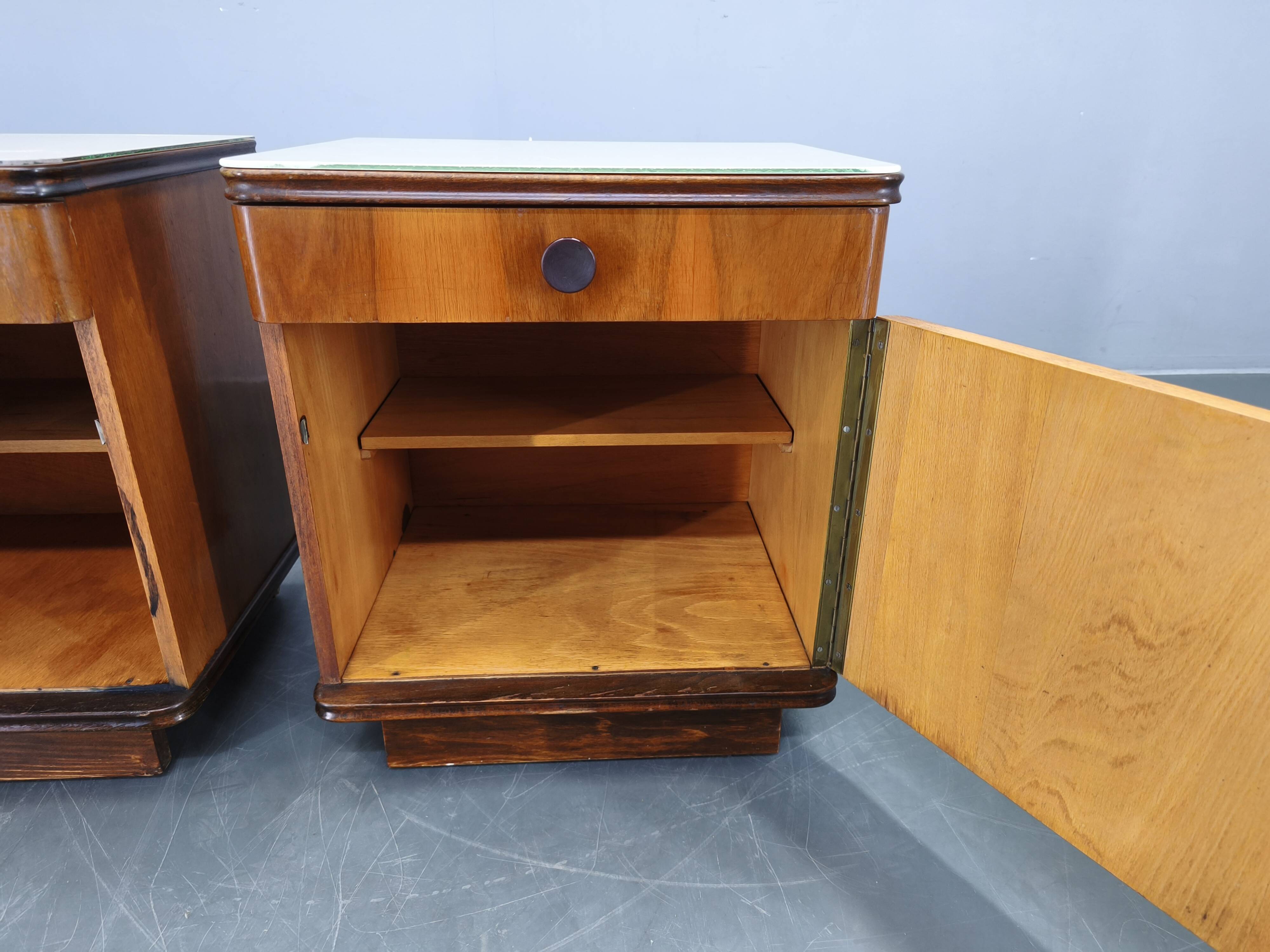 Pair of Mid-Century Walnut Nightstands with Glass Tops, 1950s