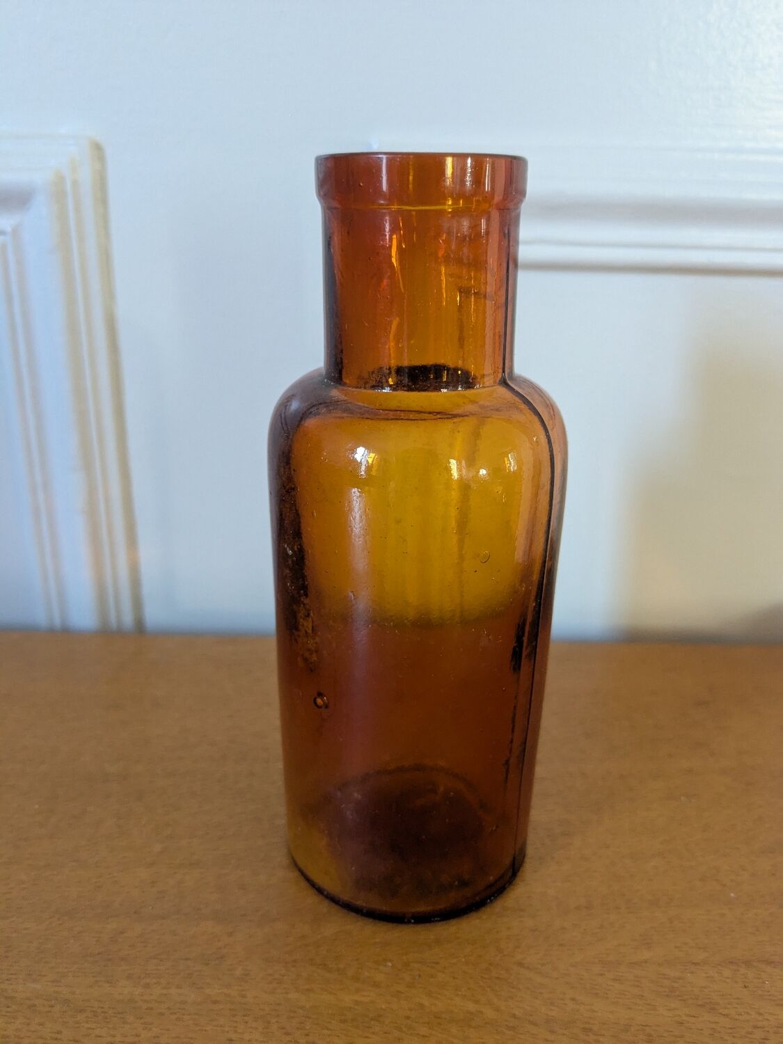 Apothecary bottle