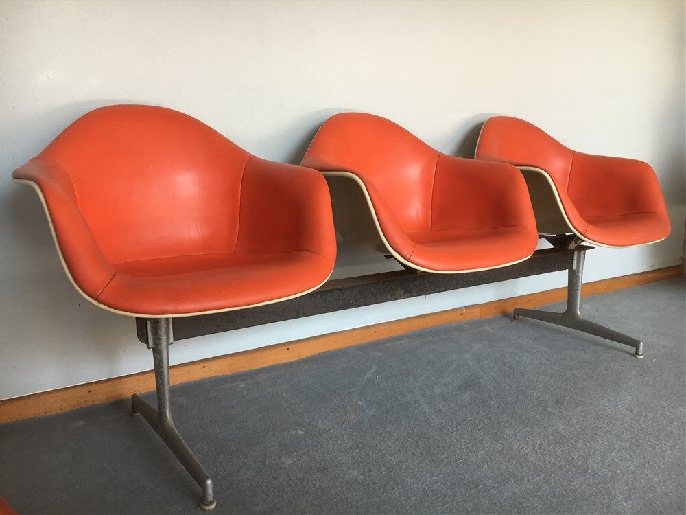 Bench by Charles and Ray Eames for Herman Milller 1960