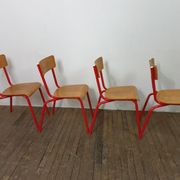 Chaises d'école