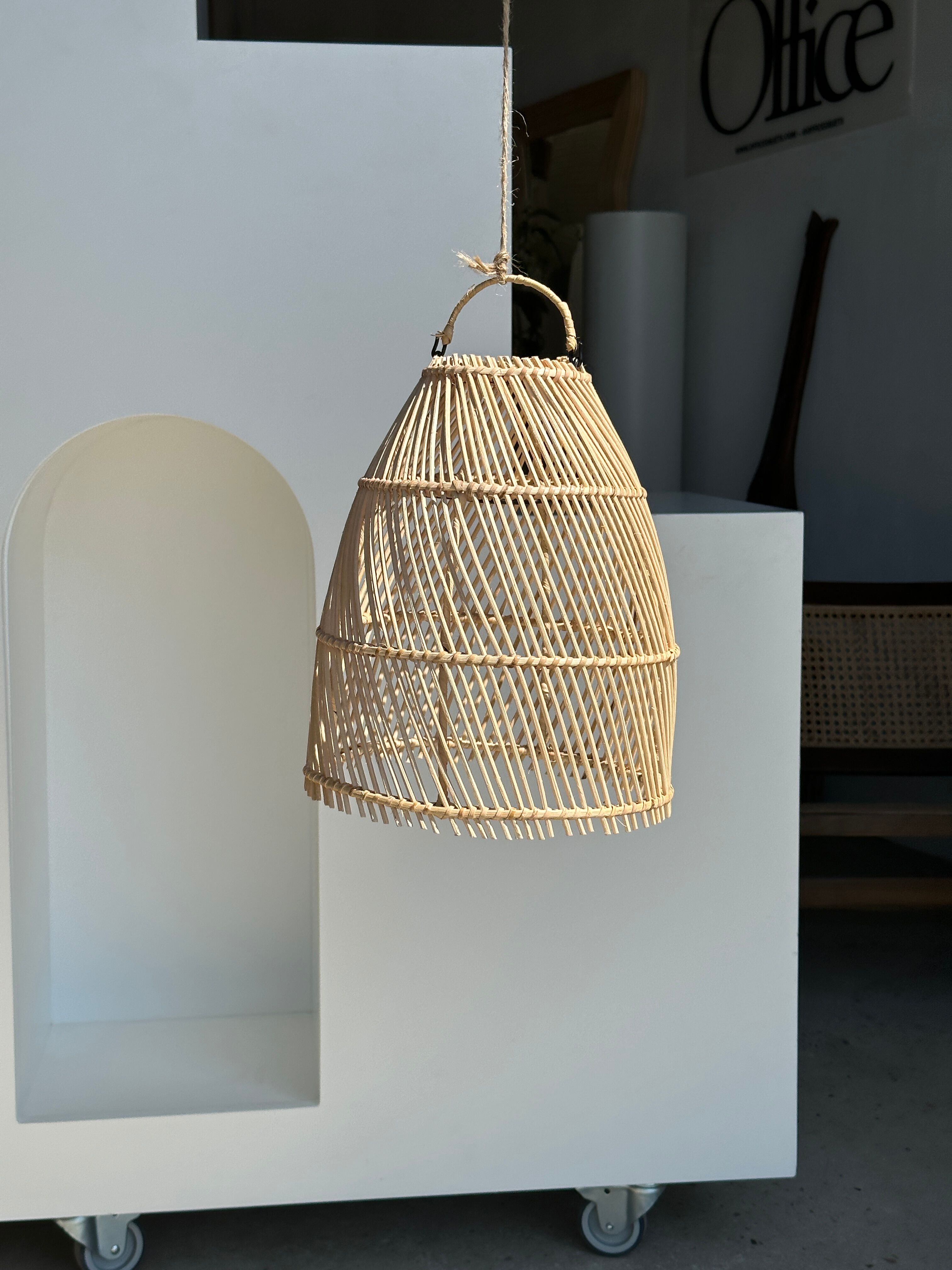 Suspension en rotin en forme de cloche d25 h28