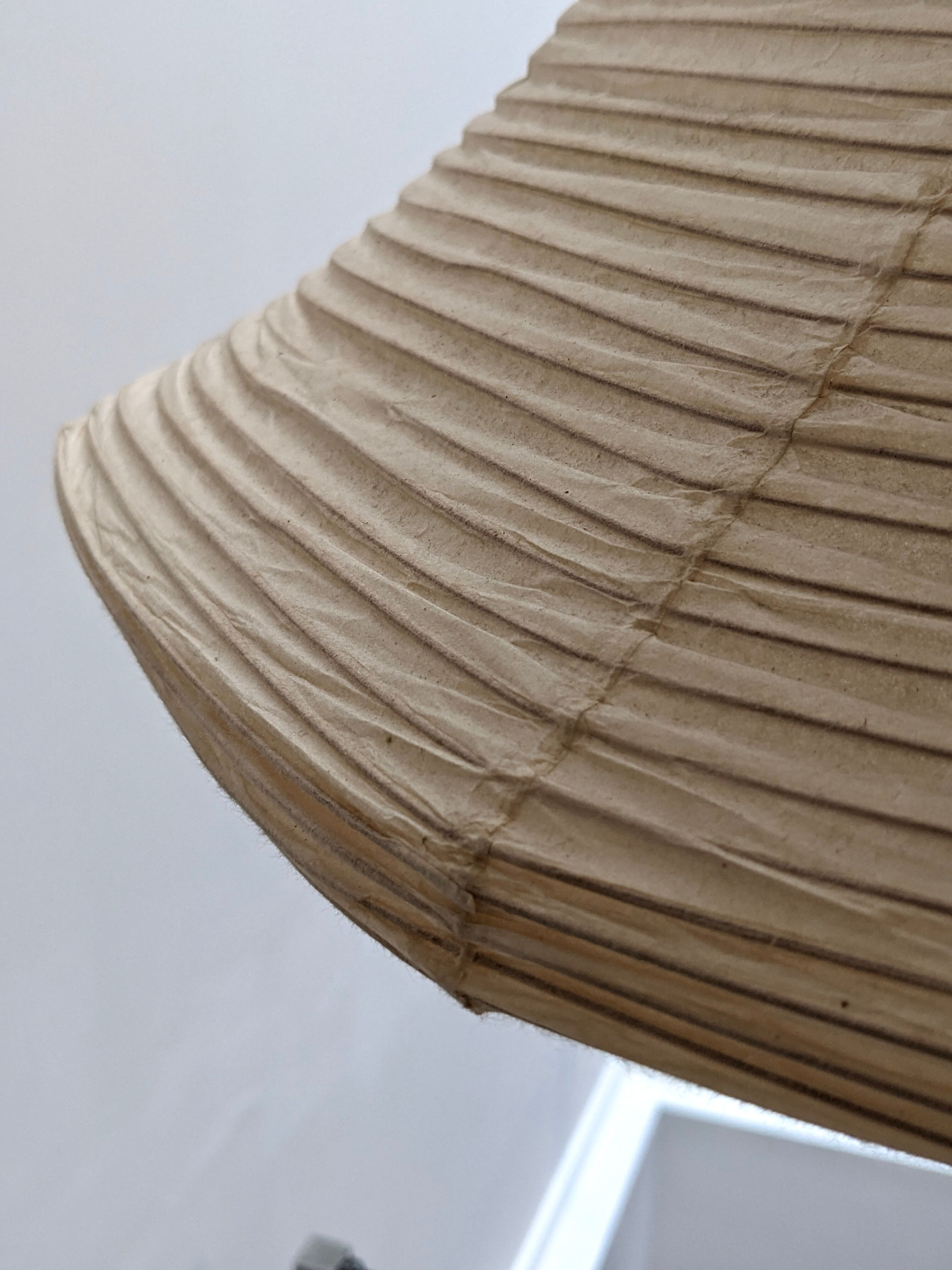 Akari pendant light, model H Isamu Noguchi