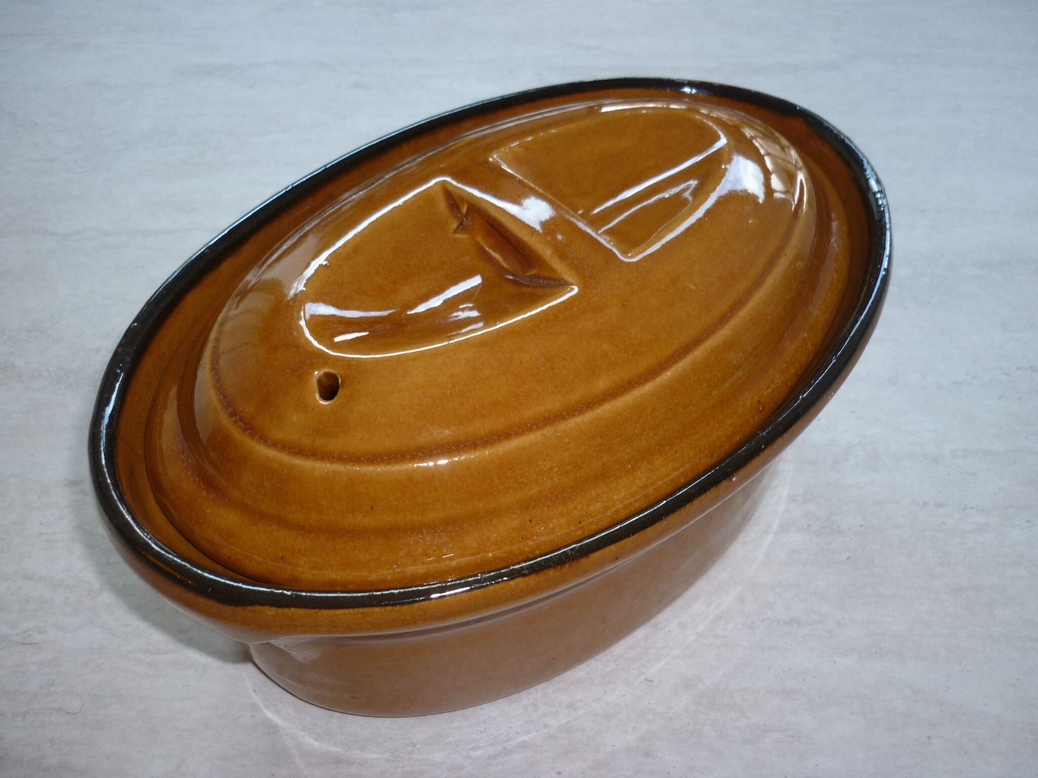 Terrine ovale 27 cm pour pâté ou mijoter 1960