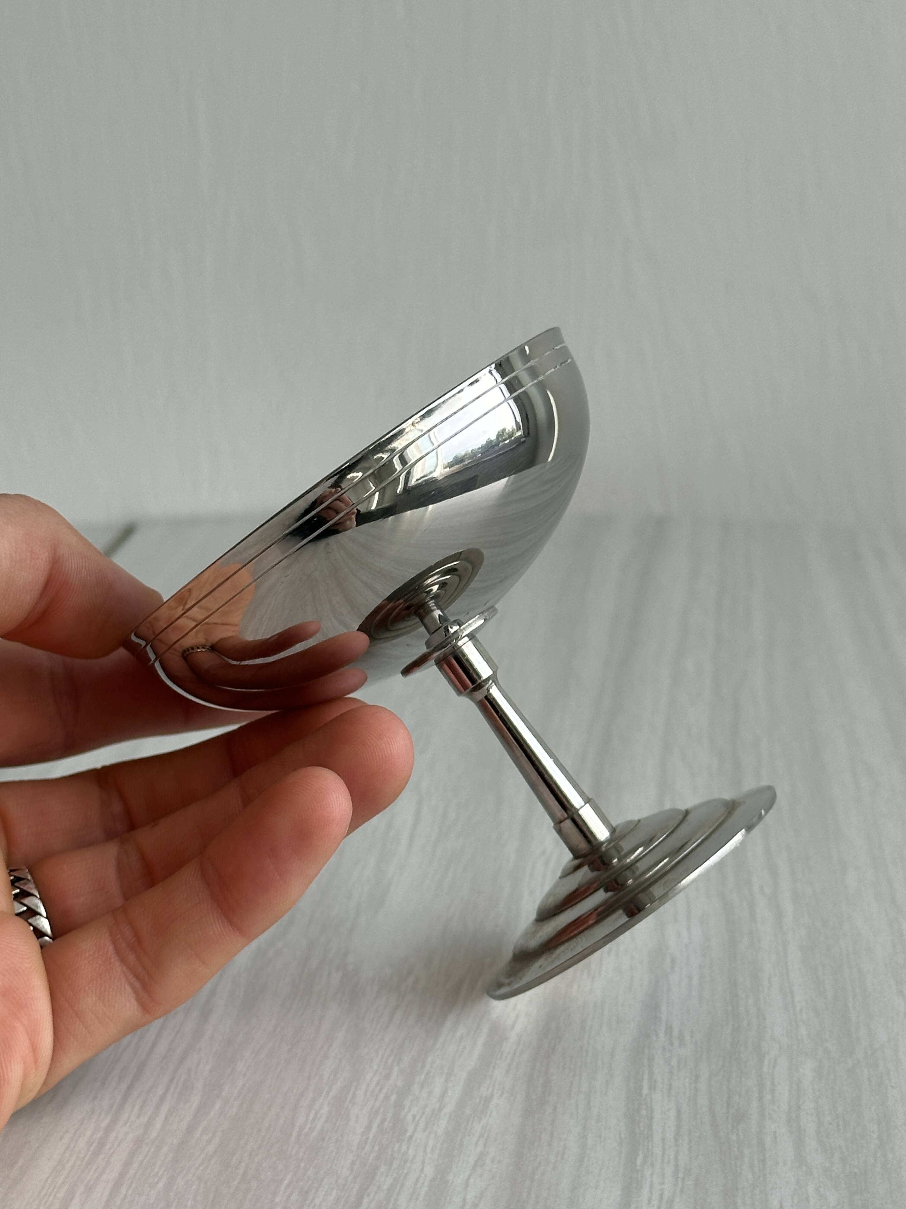 8 Letang Remy stainless steel footed cups