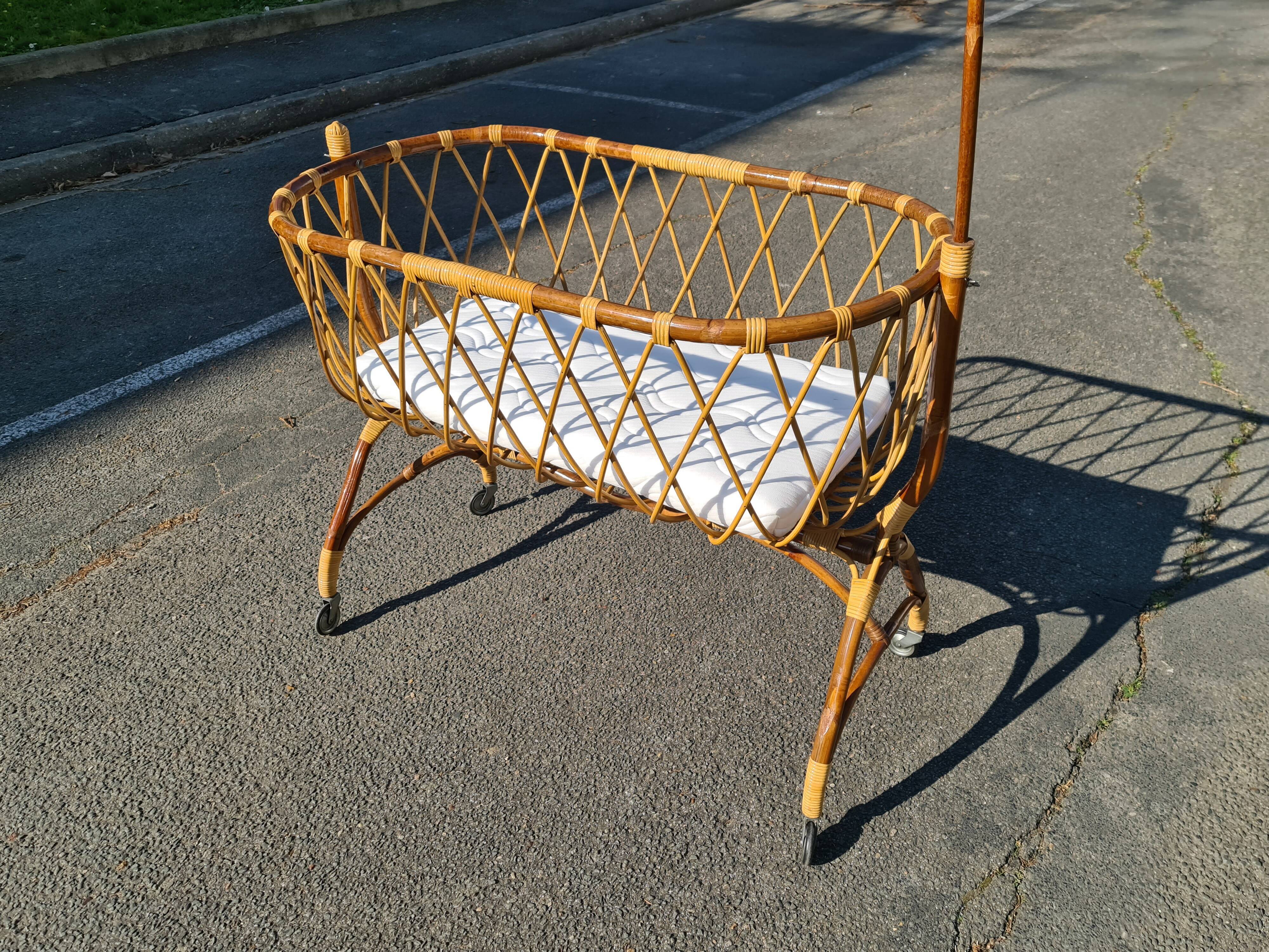 Cradle cot rattan bamboo vintage