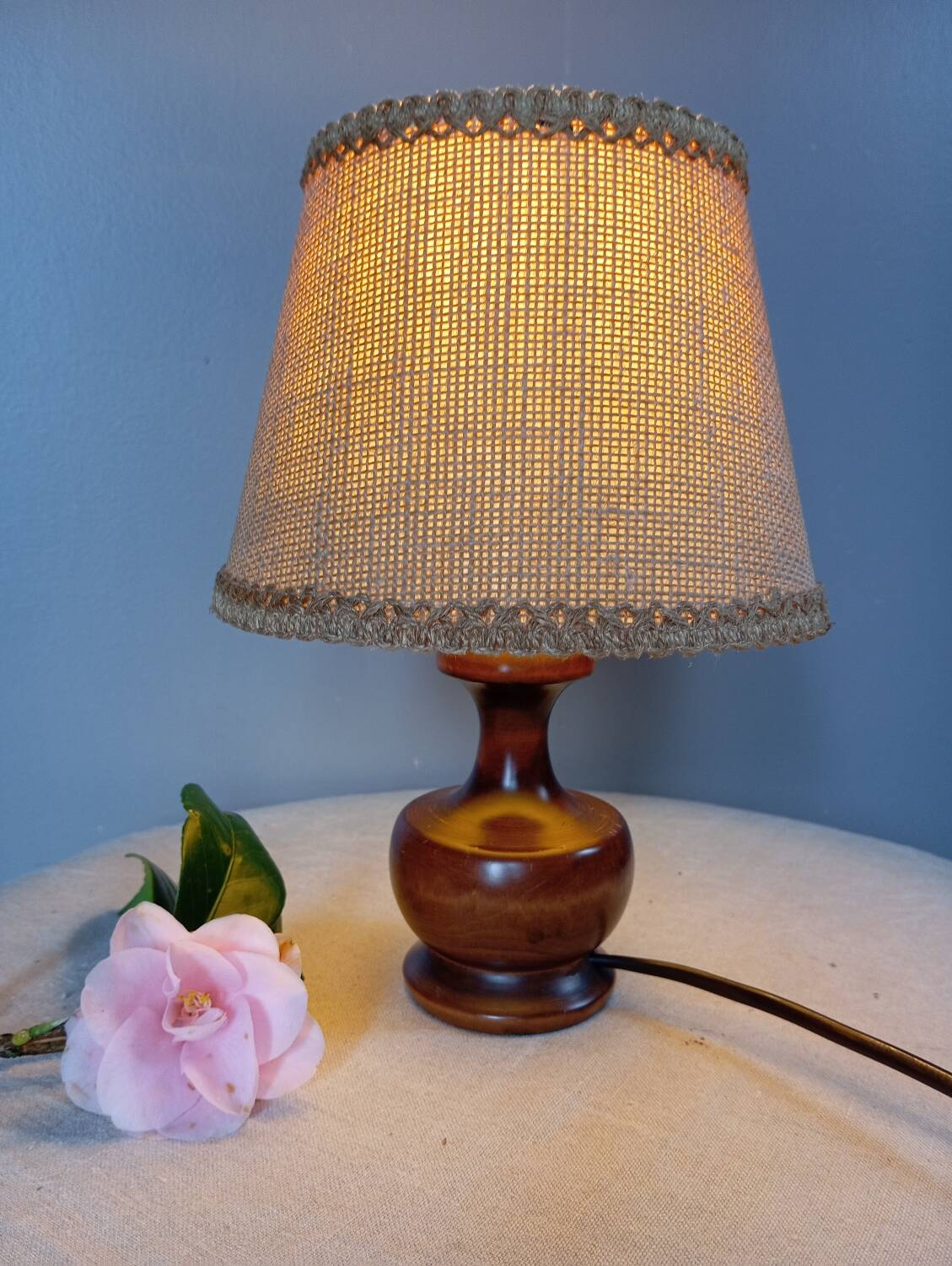 Dark stained turned wood table lamp, camel jute lampshade 1960