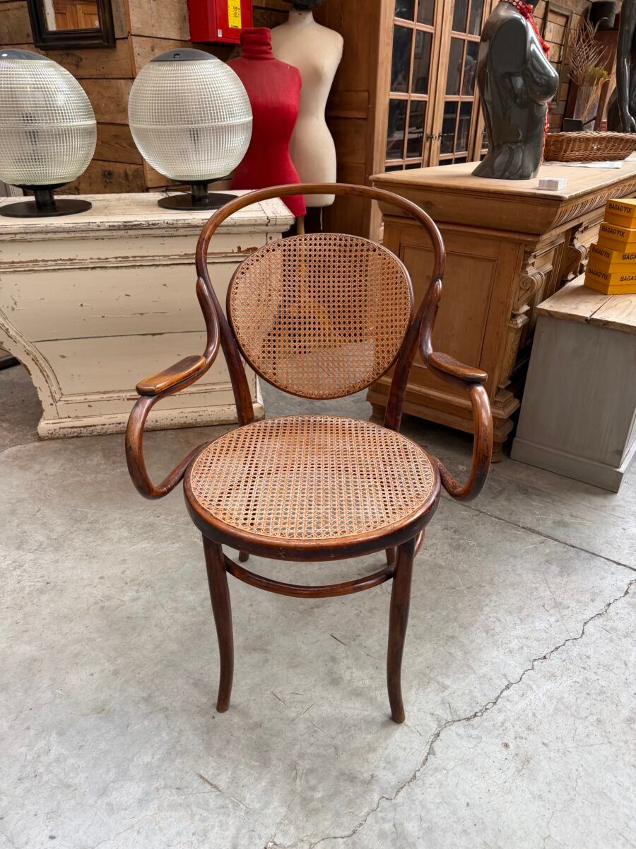 DLG Thonet armchair