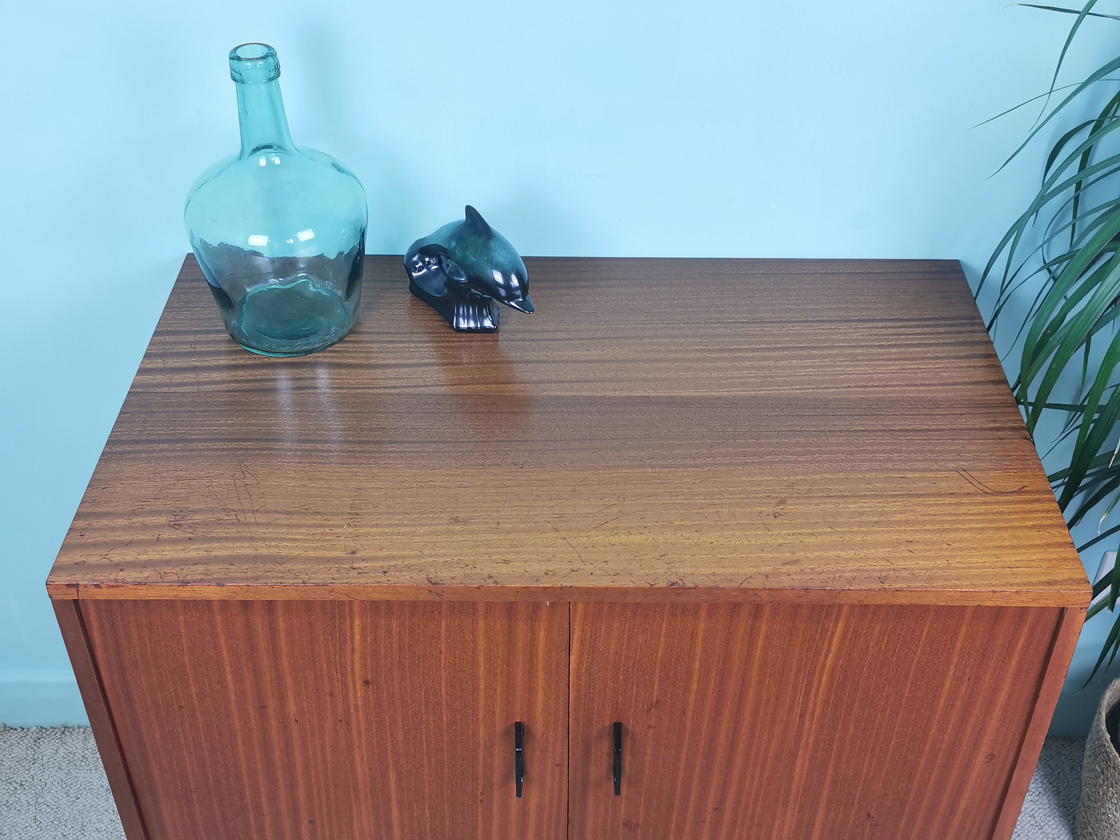 Vintage buffet