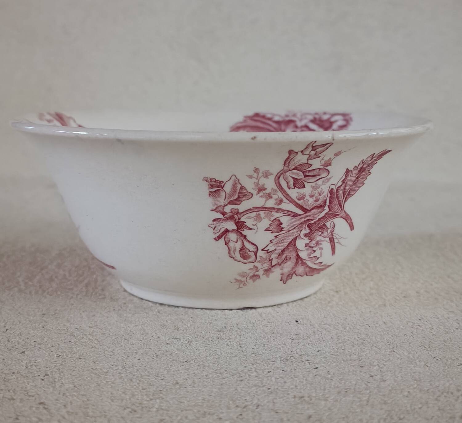 Iron earth soap bowl Choisy-le-Roi