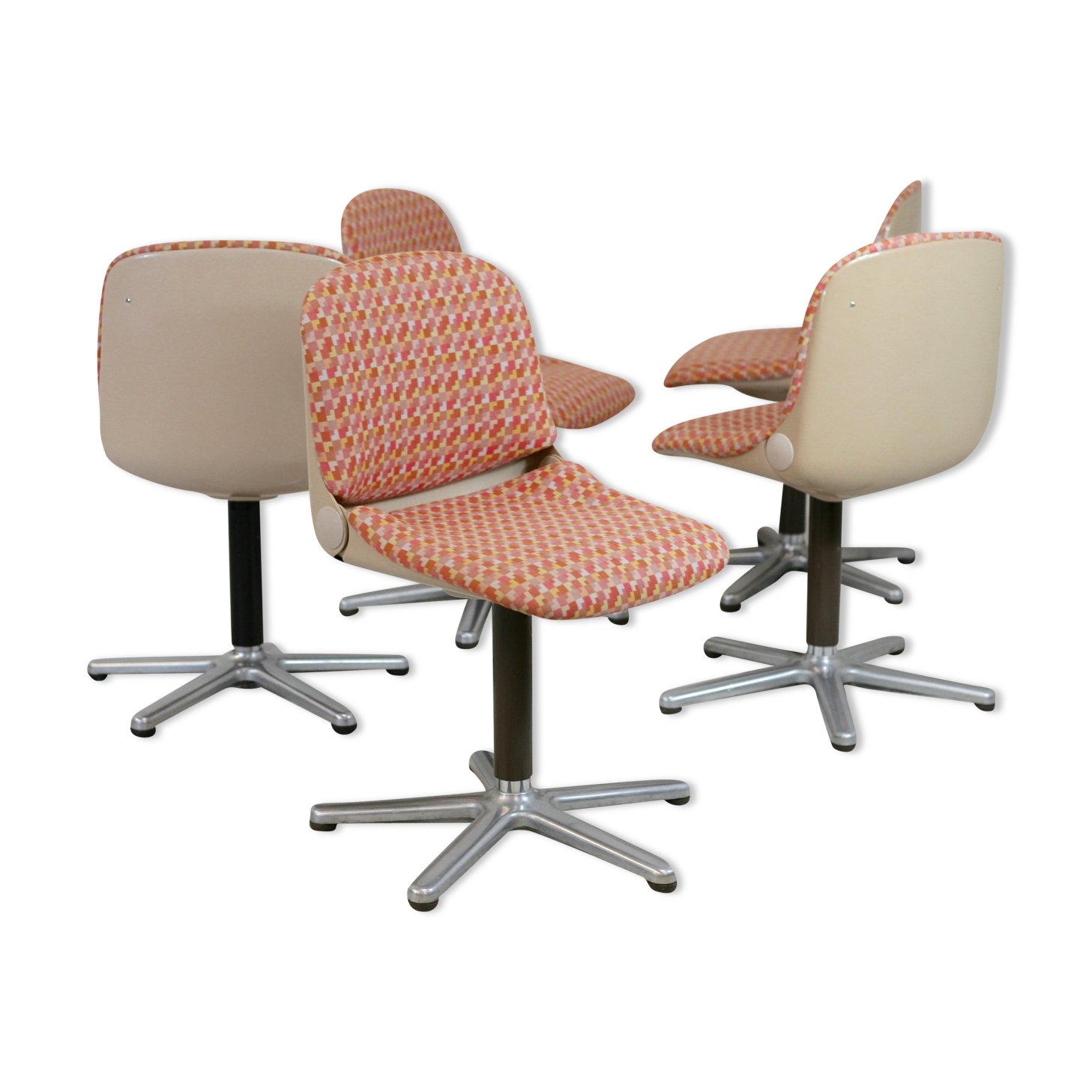 5 chairs "space age", Wilkhahn edition, plastic shells, star steel base. Circa 1970