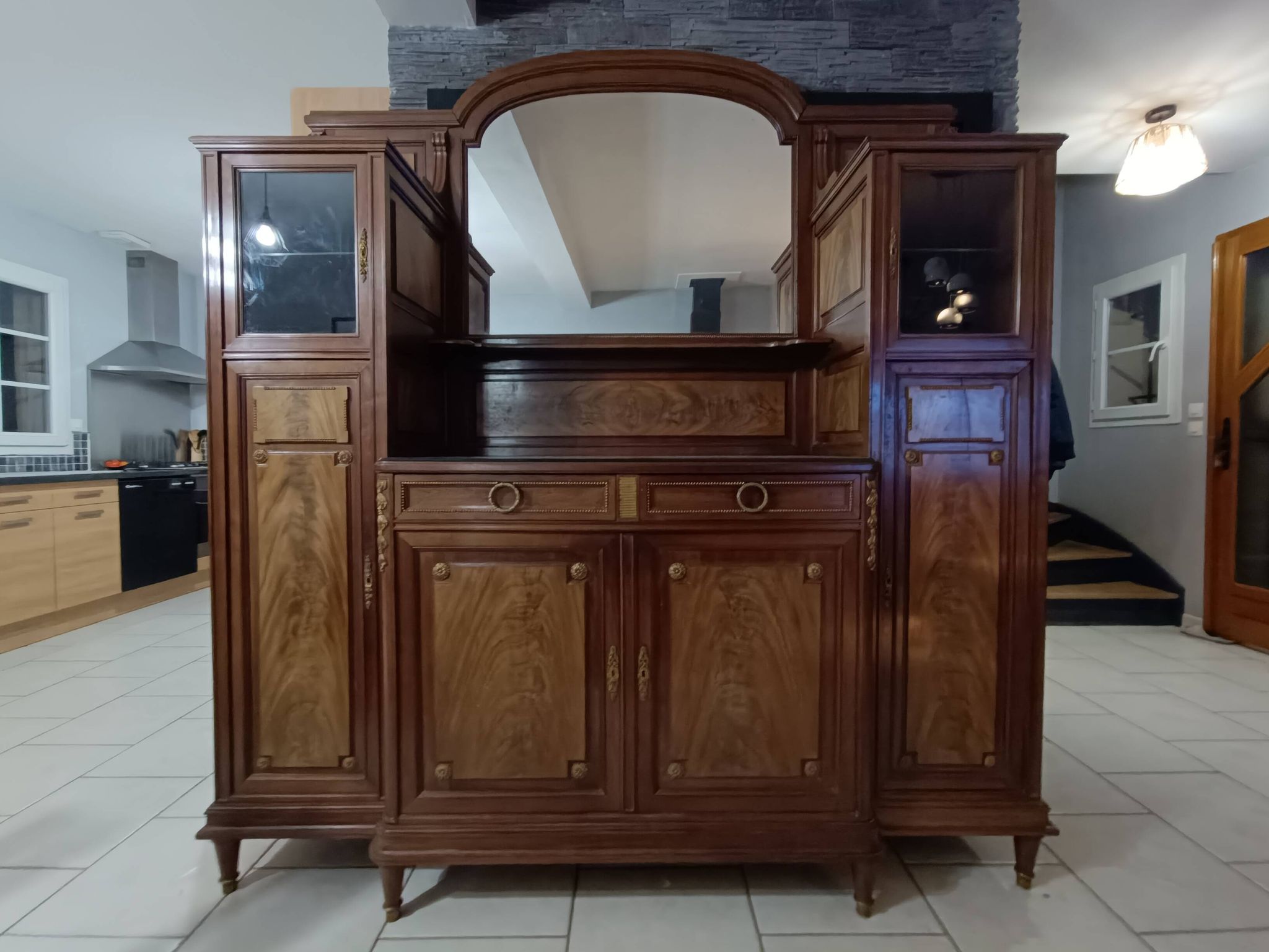 Ancien grand meuble cabinet louix xvi vitrine miroir