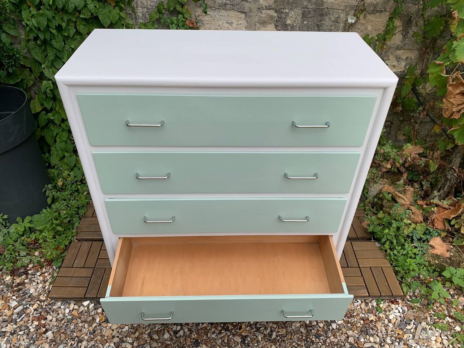 Vintage 1950s compass foot chest of drawers