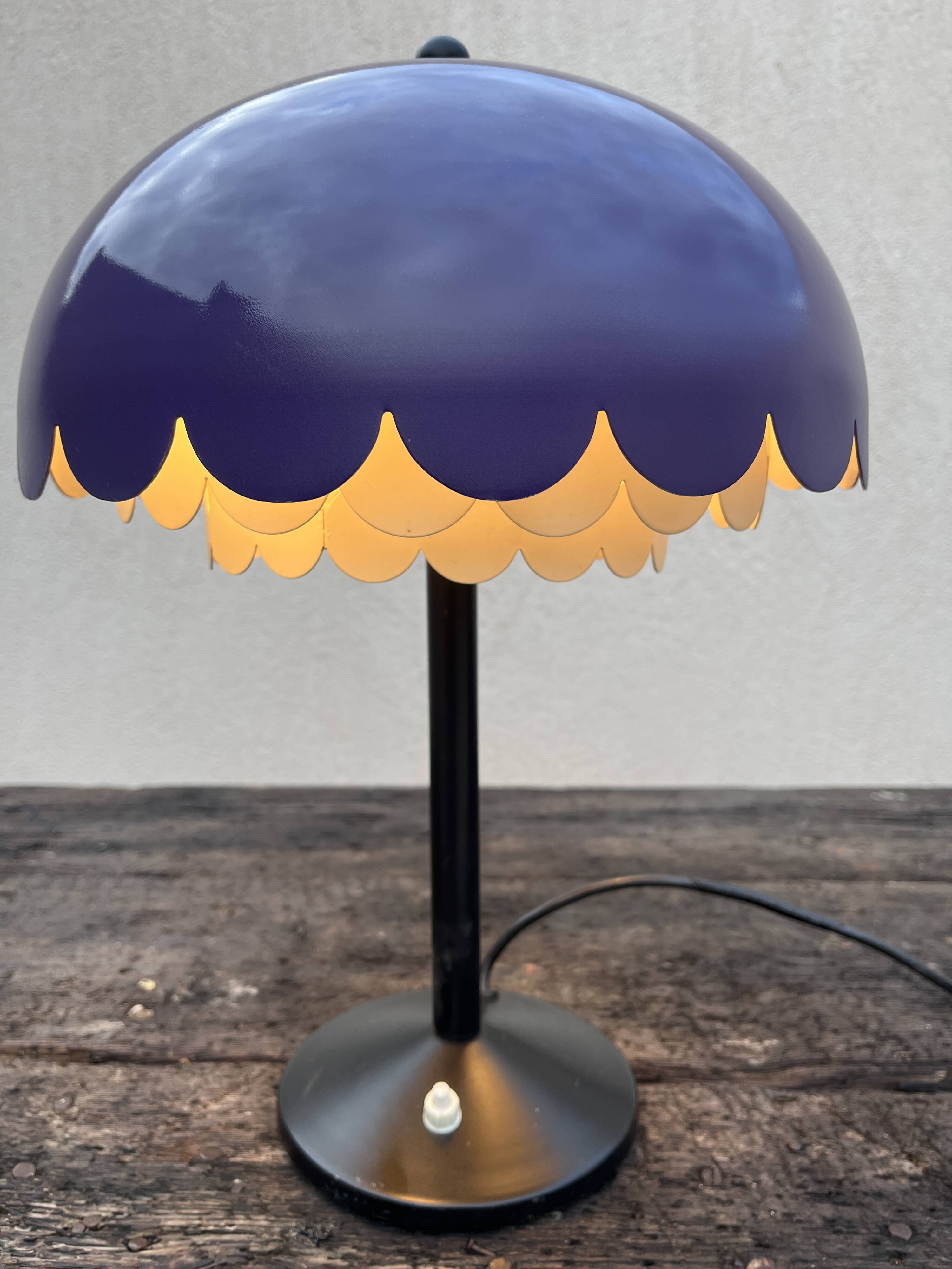 Dora Litchwerken designer lamp