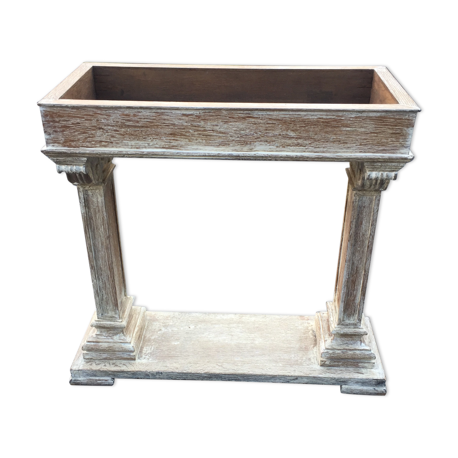 Small fifth wheel in cerused oak