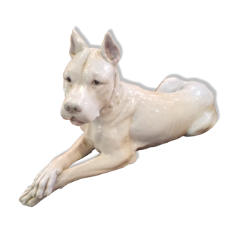 Porcelain dog
