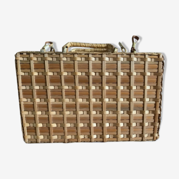 Wicker case