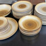 Longchamp 42-piece stoneware plate set