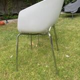 2 Chaises"Orbit Large" pour Sintesi, design Cantarutti 1990