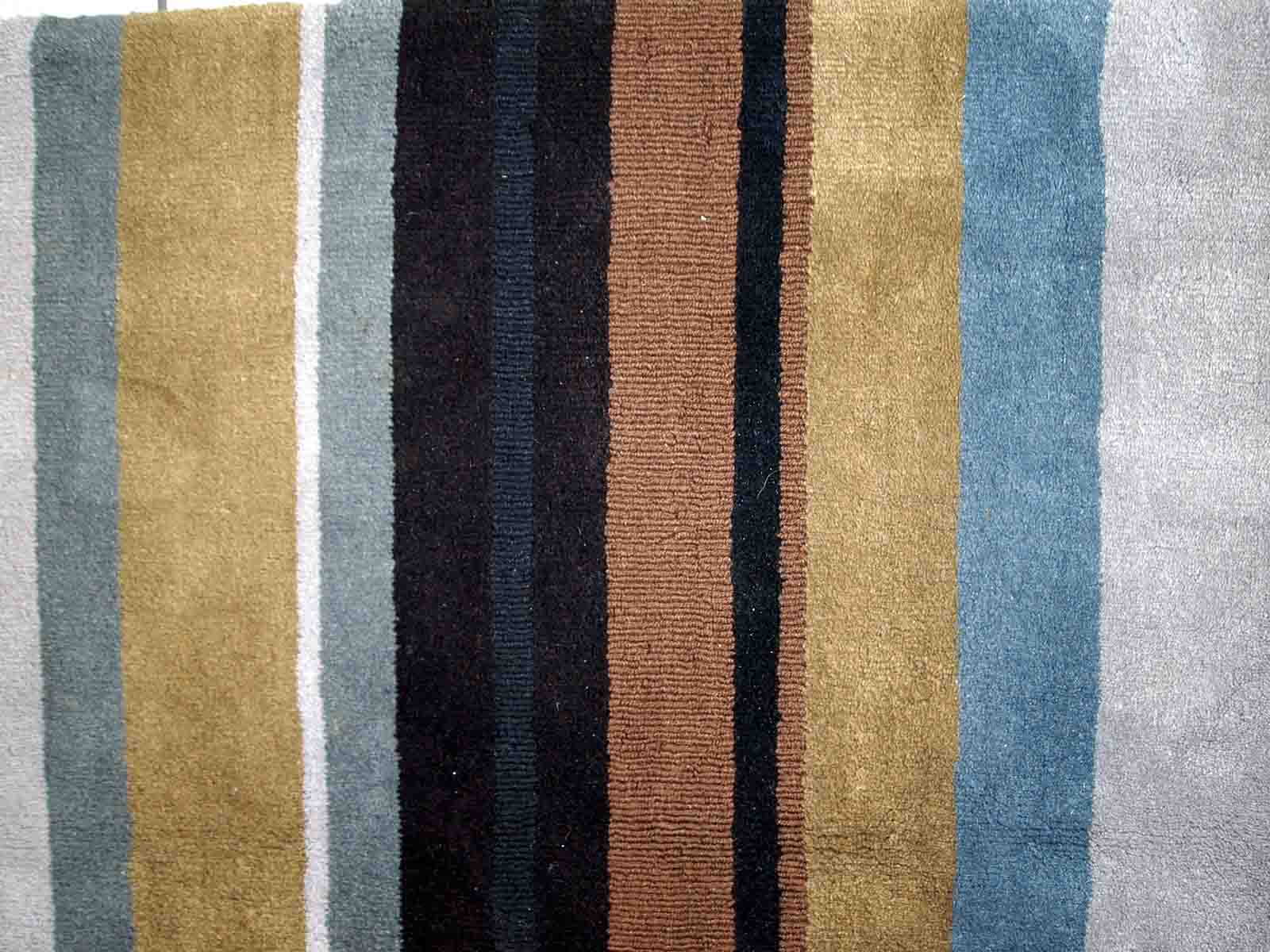 Vintage Indian Modern Handmade Carpet 171cm x 241cm 1980s, 1C551